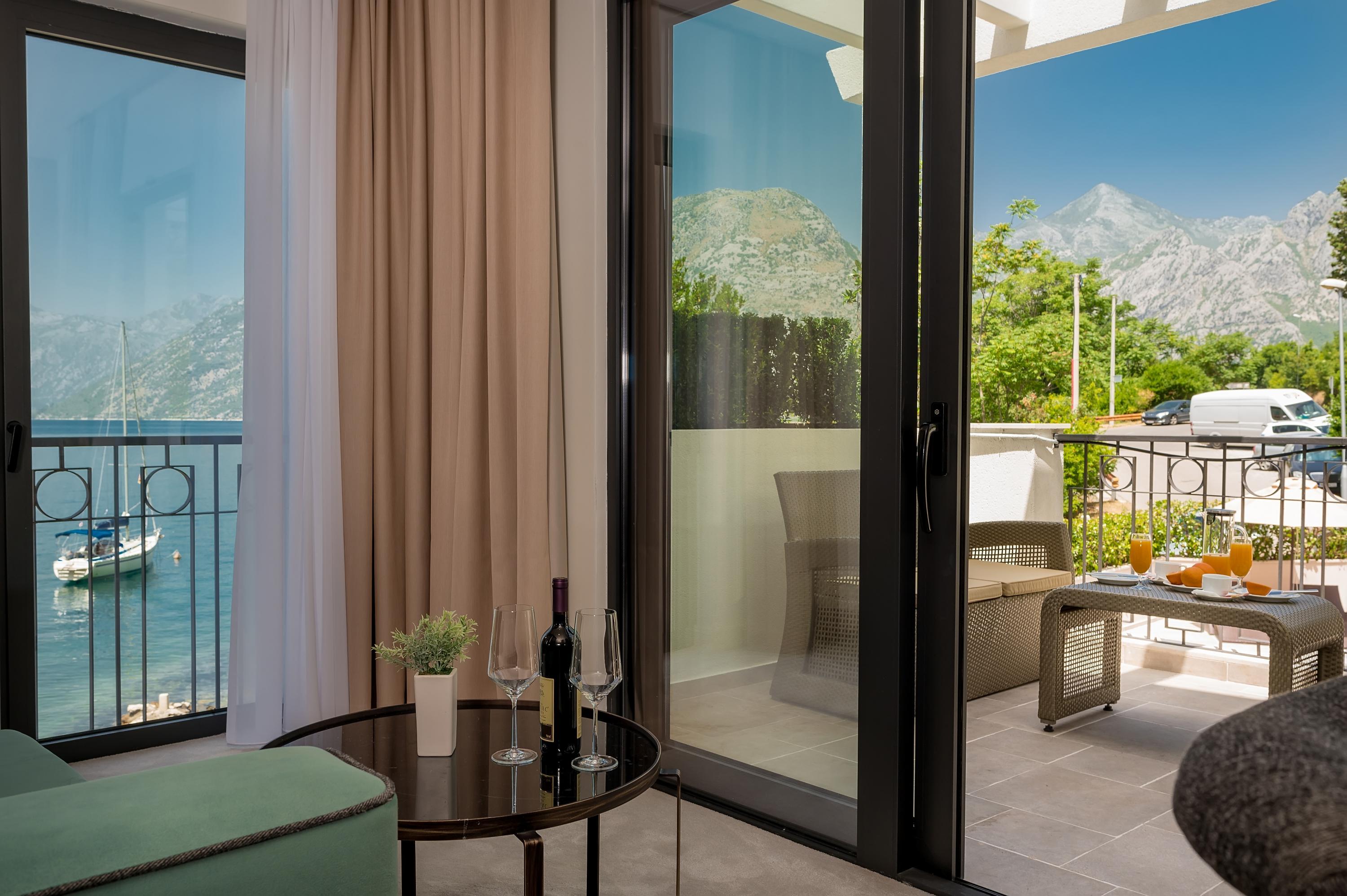 Hotel Casa Del Mare - Essenza Kotor Bagian luar foto